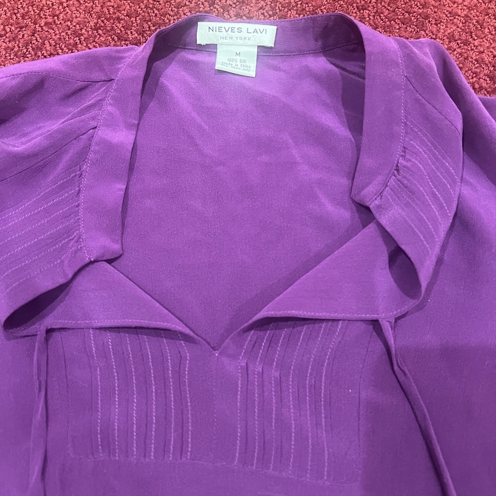Nieves Lavi New York 100% Silk Blouse Plum Purple Size Medium - Picture 6 of 13